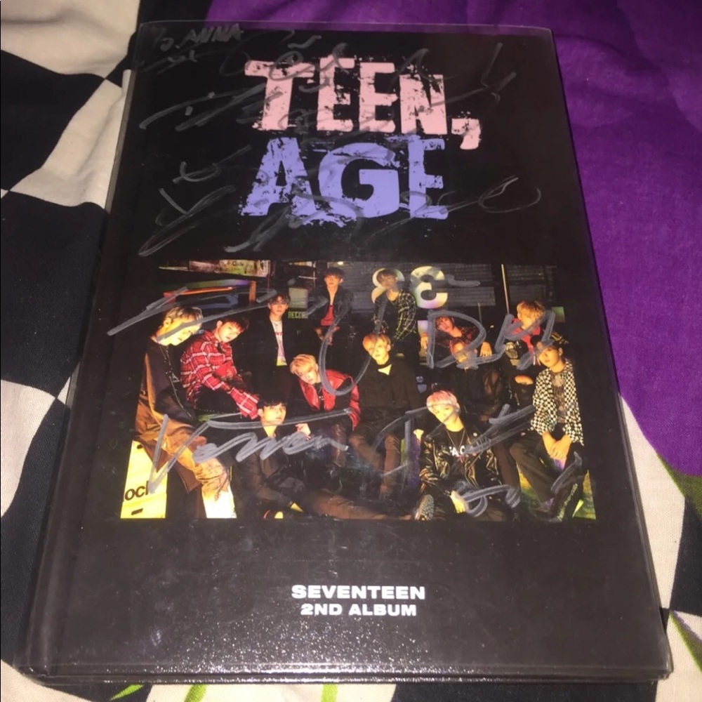 Seventeen signed album!